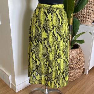 NWT neon green snake print skirt - size 10-12